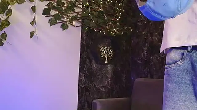 nicolai drake online show from 11-19-25, 03:28