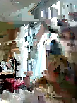 Snapshot of lingling5200 chatting on 09-09-25, 03:17 lingling5200 online show from 09-09-25, 03:17