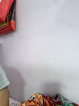 Snapshot of Lusty_fairy22 chatting on 10-13-25, 01:05 Lusty fairy22 online show from 10-13-25, 01:05