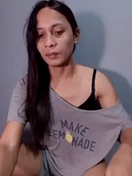 missruffa online show from 11-28-25, 02:47