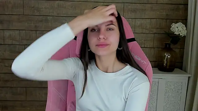 AlisaVersailles online show from 10-09-25, 04:10