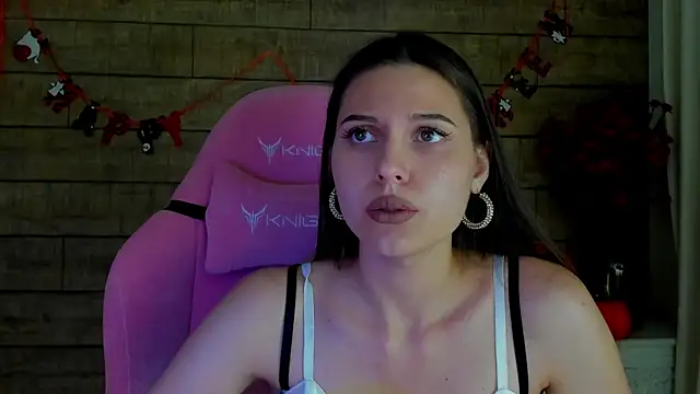 AlisaVersailles online show from 11-03-25, 04:19