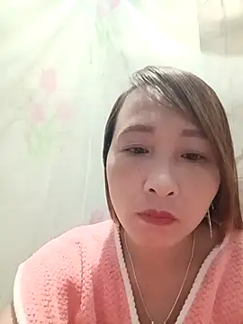 Missa kute20 online show from 09-18-25, 08:33