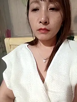 Missa kute20 online show from 10-03-25, 02:58