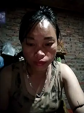 Snapshot of __Ngoc20__ chatting on 10-24-25, 07:16 Ngoc20 online show from 10-24-25, 07:16