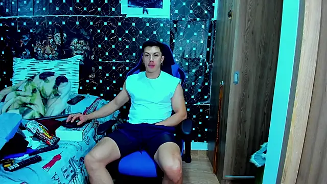 Snapshot of javiersexymann chatting on 12-05-25, 08:49 javiersexymann online show from 12-05-25, 08:49