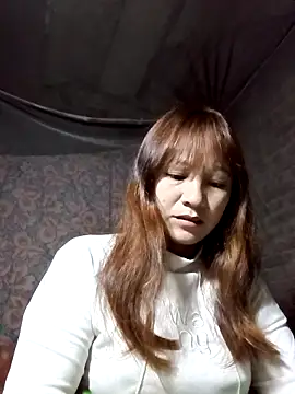 Snapshot of Mini3333 chatting on 02-06-26, 10:24 Mini3333 online show from 02-06-26, 10:24