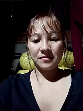 Snapshot of Mini3333 chatting on 02-14-26, 12:02 Mini3333 online show from 02-14-26, 12:02