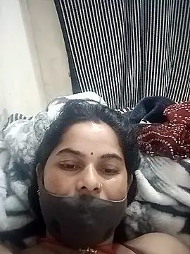 JULEE-740 online show from 10-25-25, 12:18