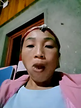 lucybaby00 online show from 10-27-25, 10:52