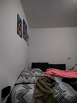 Snapshot of gabysanta_ chatting on 10-10-25, 12:37 gabysanta online show from 10-10-25, 12:37