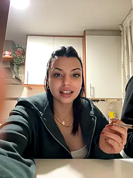 NoeliaGarcia17 online show from 12-02-25, 11:00