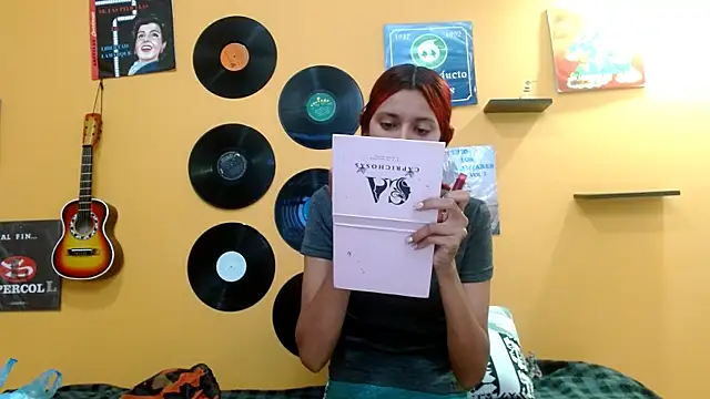 skinnyverus18 online show from 10-06-25, 07:00