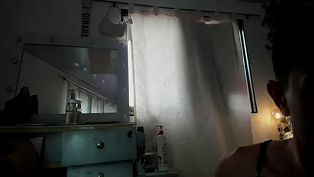 window to wonderland1 online show from 09-08-25, 06:29