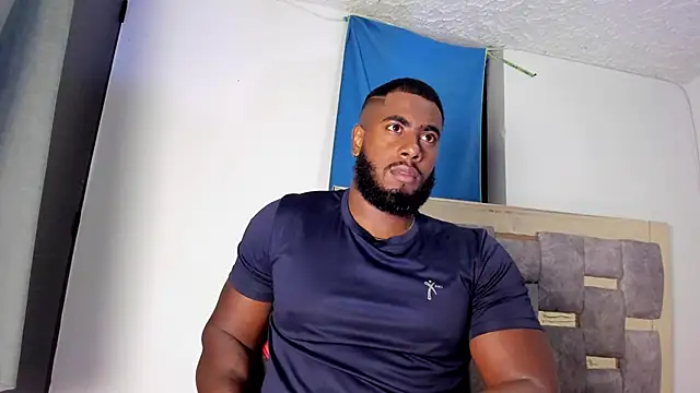 Snapshot of lebron_million chatting on 11-15-25, 09:43 lebron million online show from 11-15-25, 09:43