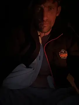 Snapshot of handyman7766 chatting on 10-13-25, 08:36 handyman7766 online show from 10-13-25, 08:36