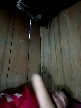 Snapshot of adbosa_00 chatting on 10-31-25, 11:39 adbosa 00 online show from 10-31-25, 11:39