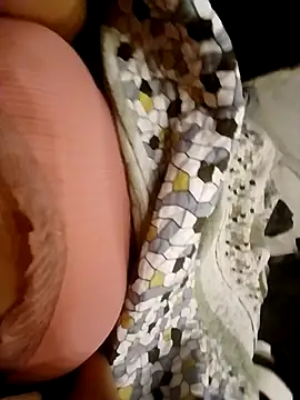 Daycy yx online show from 12-22-25, 04:31