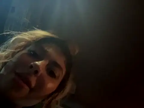 Snapshot of bbgurlnickii chatting on 11-18-25, 04:50 bbgurlnickii online show from 11-18-25, 04:50