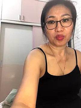 Vitamin sexy online show from 09-27-25, 09:14
