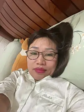 Vitamin sexy online show from 01-13-26, 02:11