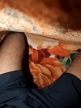 Snapshot of Raja_studio chatting on 11-02-25, 04:42 Raja studio online show from 11-02-25, 04:42