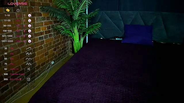 Snapshot of Cutiee_Alicee chatting on 11-19-25, 08:53 Cutiee Alicee online show from 11-19-25, 08:53