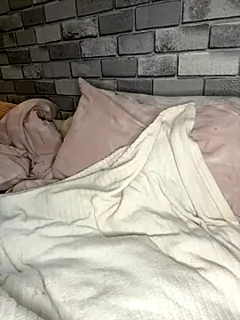 Snapshot of Poppy_frankie chatting on 11-09-25, 07:01 Poppy frankie online show from 11-09-25, 07:01