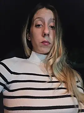 PetiteSecrets online show from 12-14-25, 08:46