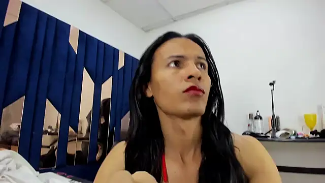 Snapshot of Aisha_hotts777 chatting on 10-07-25, 02:42 Aisha hotts777 online show from 10-07-25, 02:42