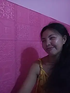 oceanlover23 online show from 11-17-25, 07:47