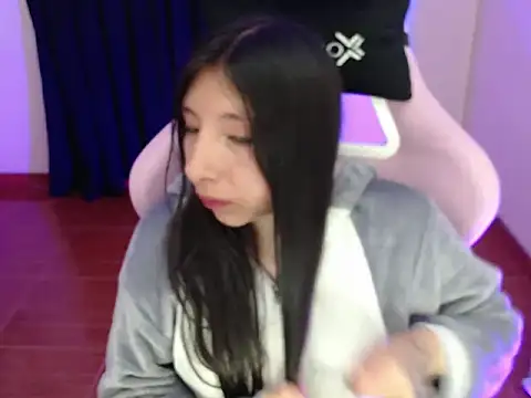 Snapshot of ScarlettShirahoshi chatting on 09-24-25, 11:46 ScarlettShirahoshi online show from 09-24-25, 11:46