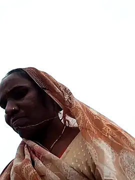 Snapshot of Pinky12A chatting on 10-27-25, 10:08 Pinky12A online show from 10-27-25, 10:08