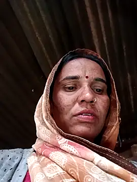 Snapshot of Pinky12A chatting on 10-30-25, 03:52 Pinky12A online show from 10-30-25, 03:52