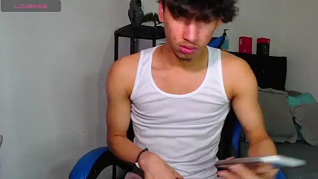 Gael Jones online show from 11-23-25, 12:43