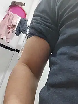 bilalbilal1 online show from 11-17-25, 01:22