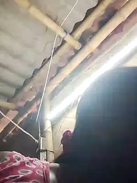 Hot-Show2 online show from 11-10-25, 05:39