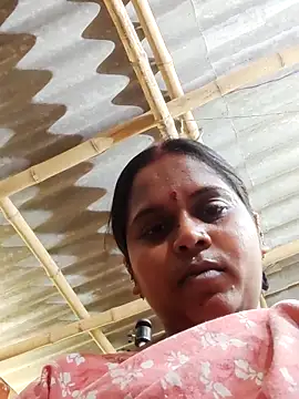 Hot-Show2 online show from 04-10-26, 06:40