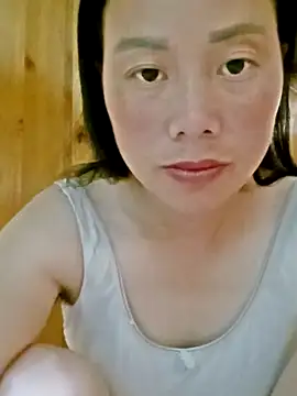 LyyChac online show from 09-18-25, 05:53