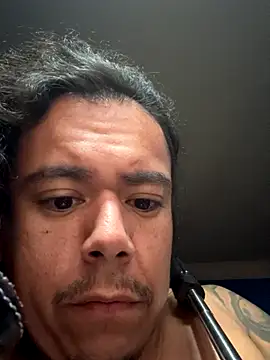 Snapshot of DEADSEXY2 chatting on 10-29-25, 01:35 DEADSEXY2 online show from 10-29-25, 01:35