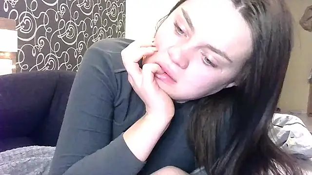 Bonny Candy online show from 11-16-25, 01:11