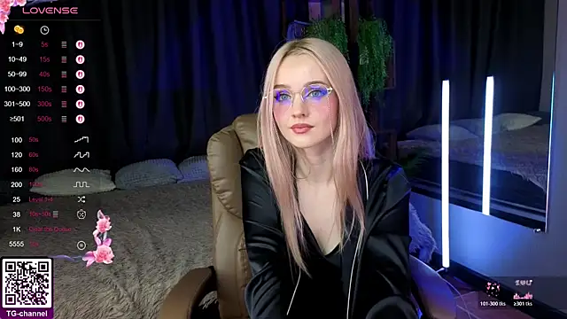 exxxcore  online show from 10-27-25, 10:14