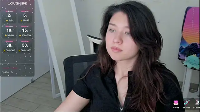 Sandra Curly online show from 11-20-25, 10:20