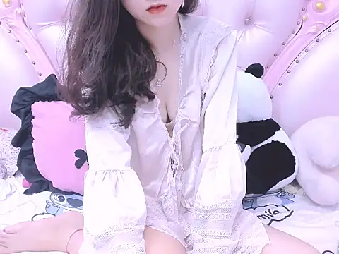  ly   online show from 04-01-26, 01:17