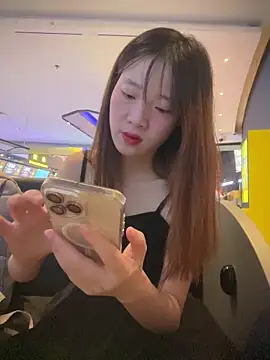 littleqiu online show from 09-17-25, 08:49