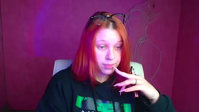 ScarletVixen  online show from 10-02-25, 06:04