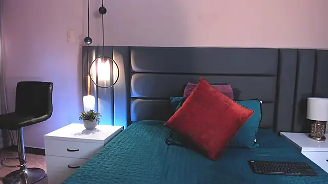 SagiraBelle online show from 11-11-25, 06:08