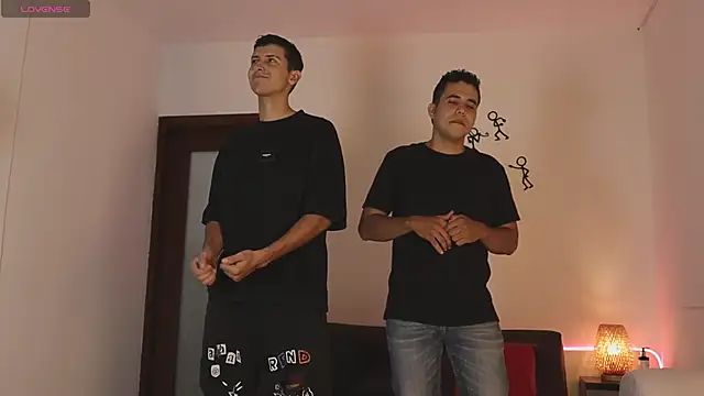 wilbert hot01 online show from 10-10-25, 07:24