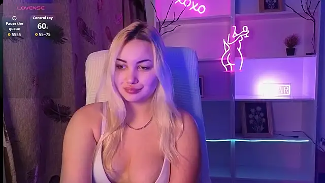 Snapshot of adrelaxina chatting on 01-10-26, 01:29 adrelaxina online show from 01-10-26, 01:29