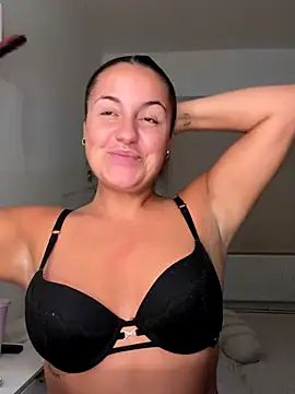 AlyssaAngell online show from 11-03-25, 08:21